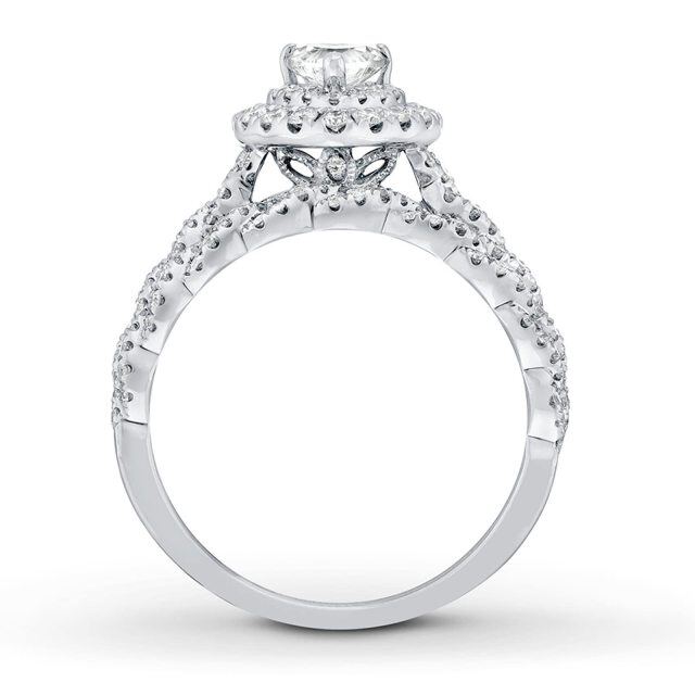 Bague de fiançailles en or blanc 14 carats avec gravure personnalisée en forme de cœur et moissanite de 3,2 ct-3