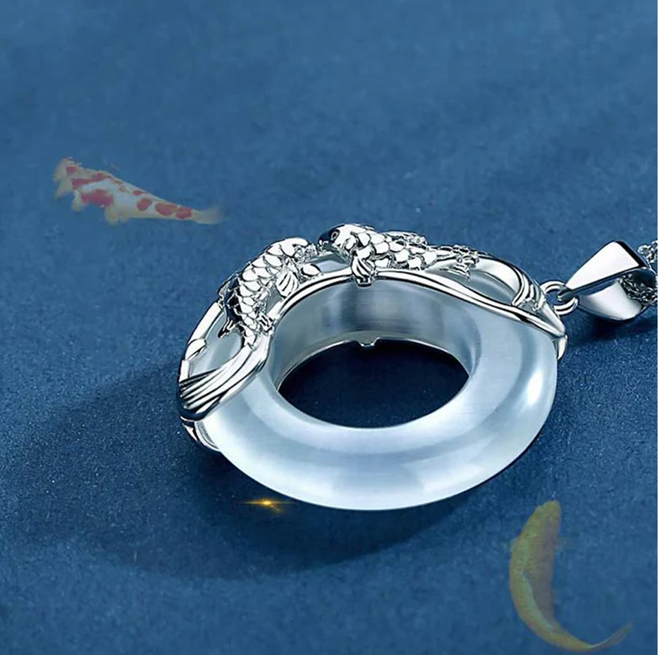 Collar de la suerte con koi de jade blanco y piedras de Buda en plata de ley-4