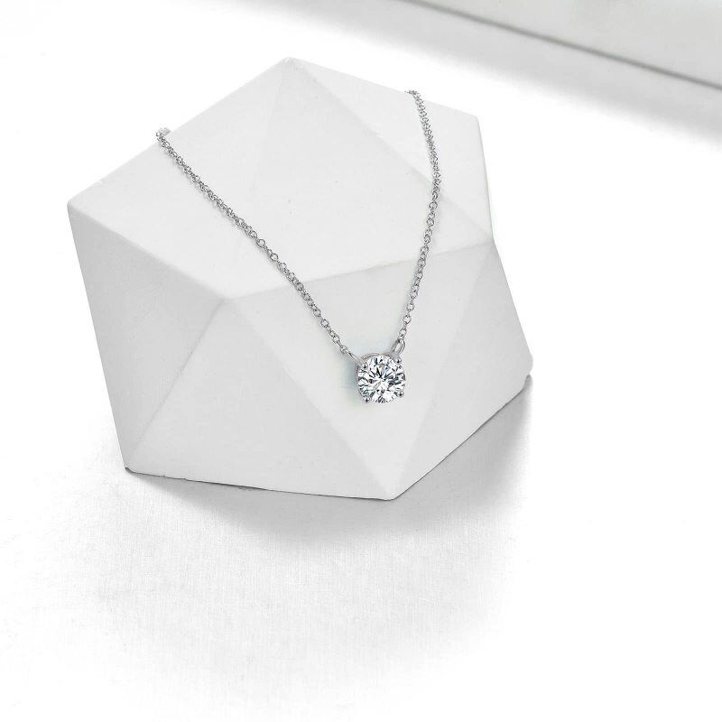 Colar com pingente de moissanite em formato circular em ouro branco 10K-4