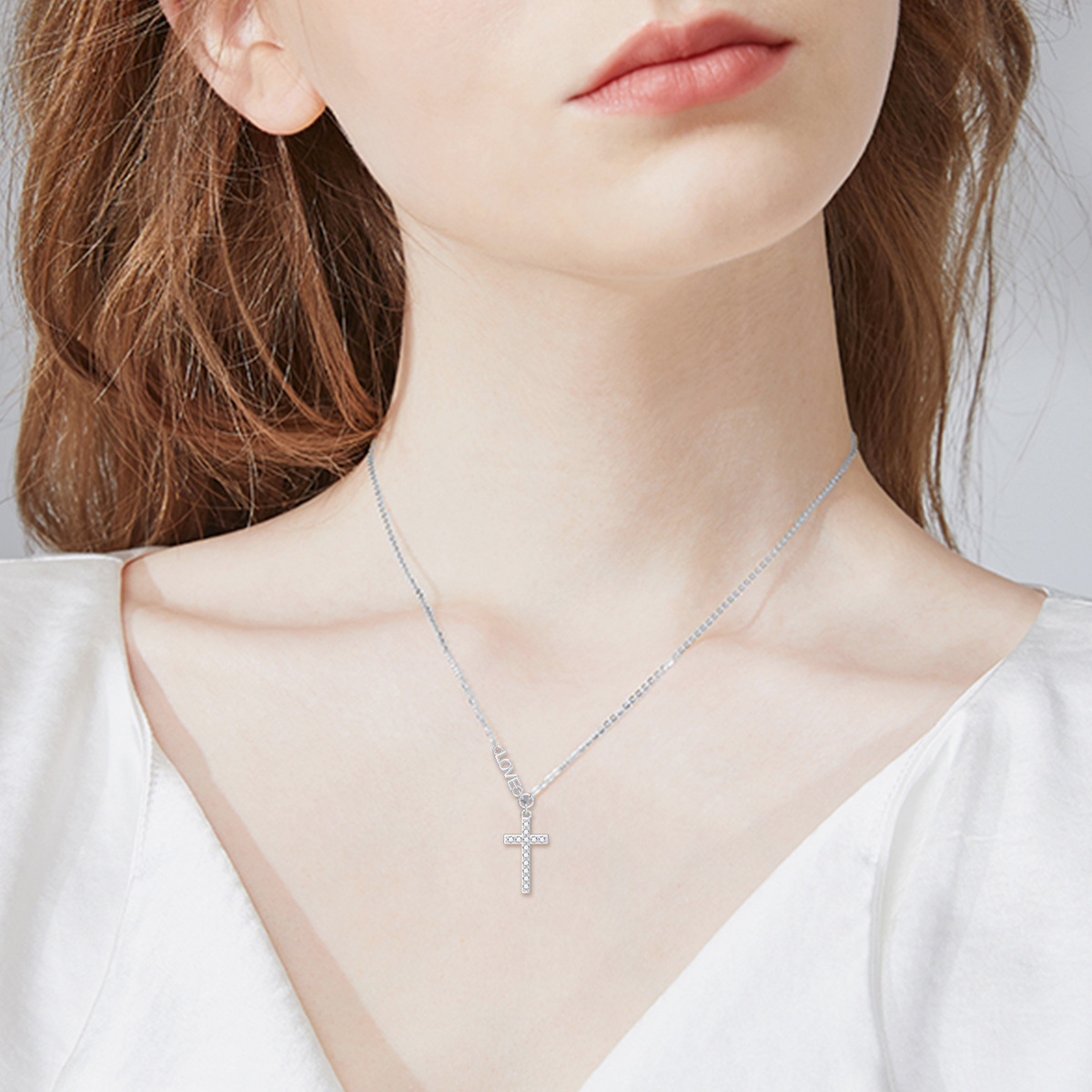 Collier en or blanc 14K avec pendentif croix en zircon cubique et mot gravé-2