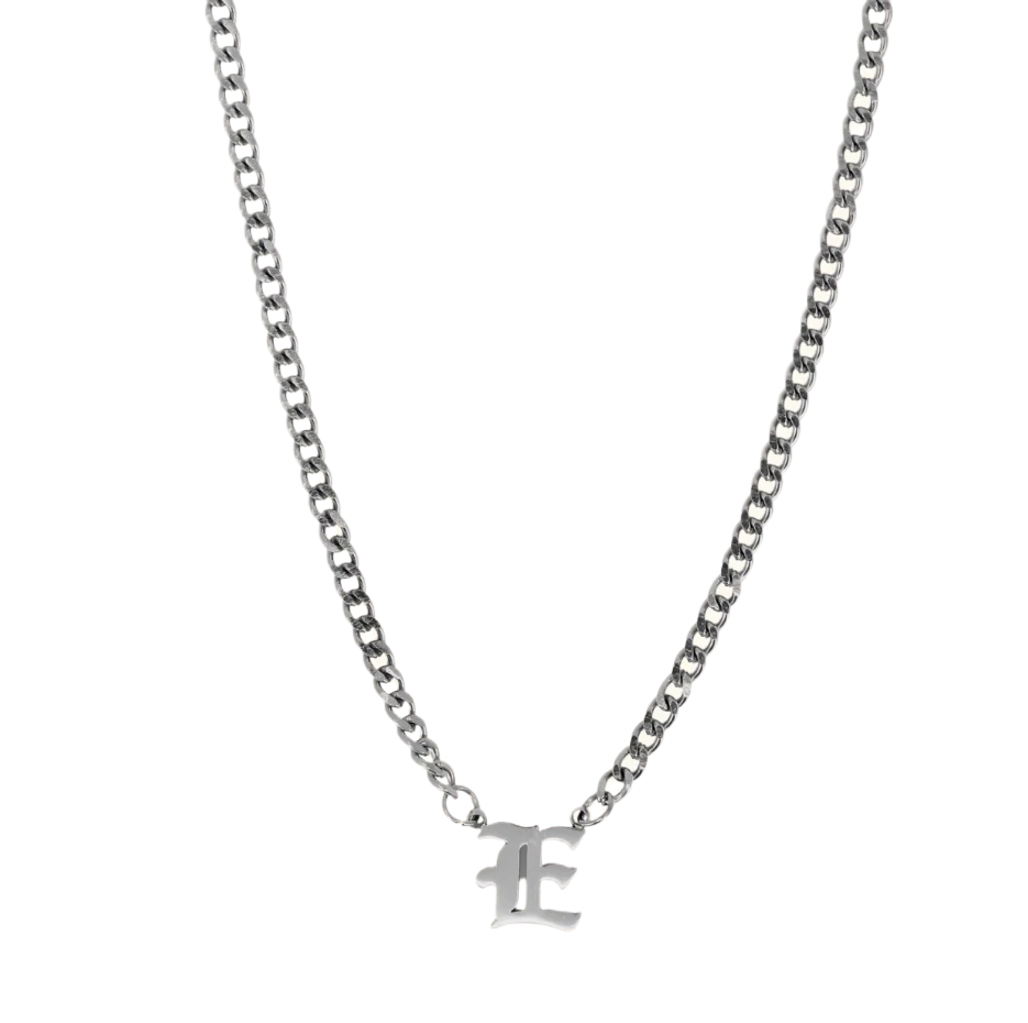 Collar con inicial cubana en plata de ley-1