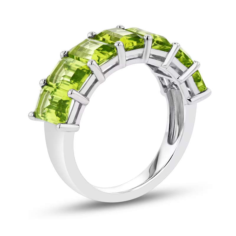 Anello anniversario personalizzato con sette pietre di peridoto taglio smeraldo in oro bianco 14K-3