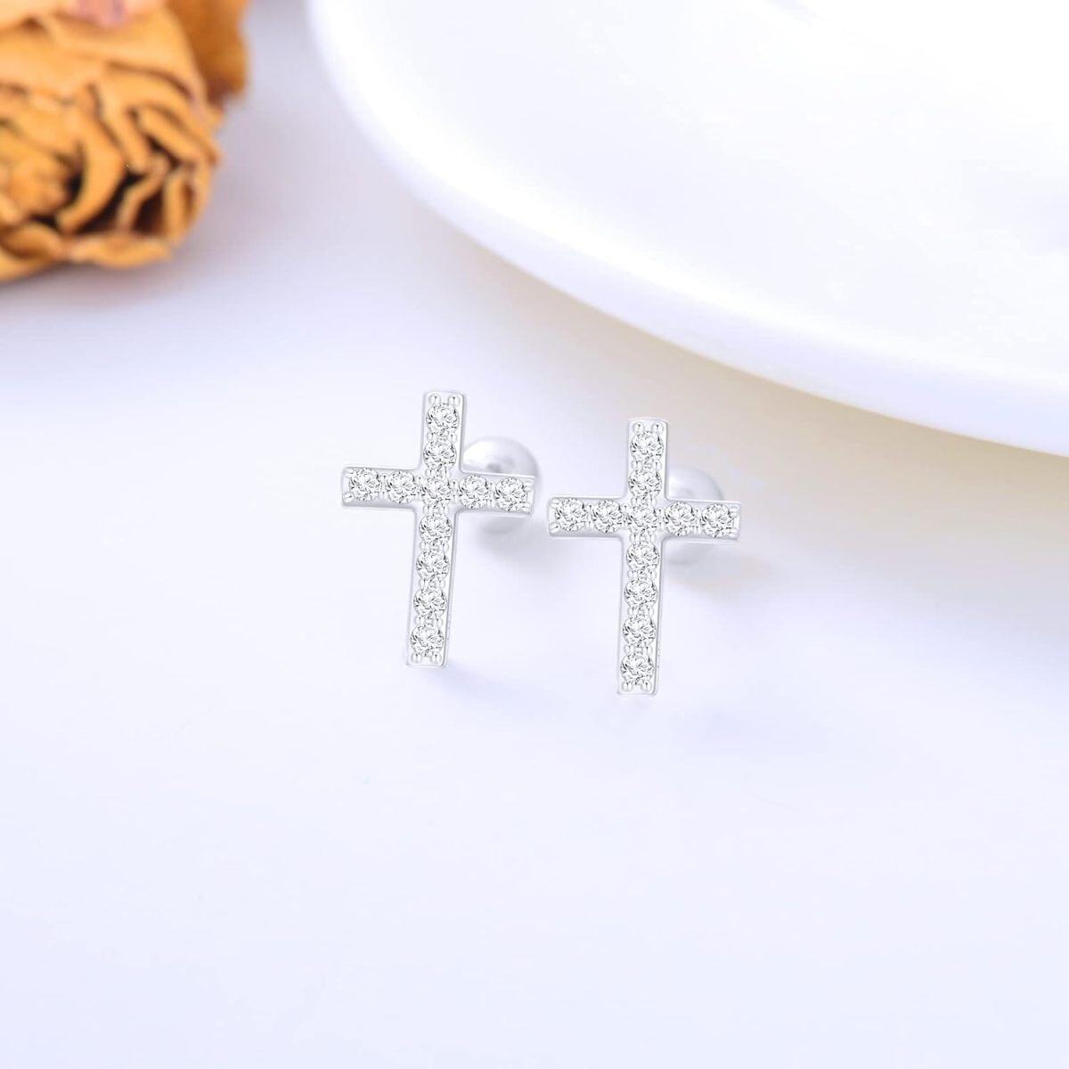 Pendientes de cruz de moissanita en oro blanco de 14 quilates-3