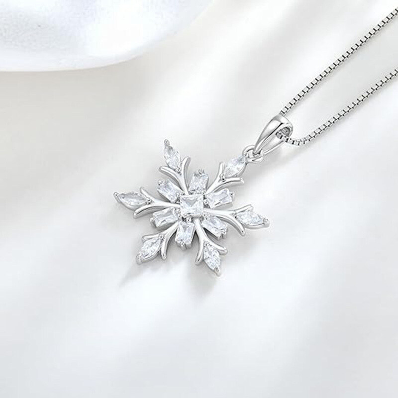14K White Gold Moissanite Snowflake Pendant Necklace-4