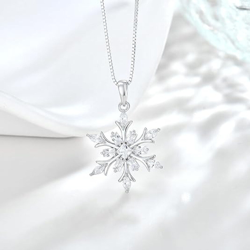 14K White Gold Moissanite Snowflake Pendant Necklace-5