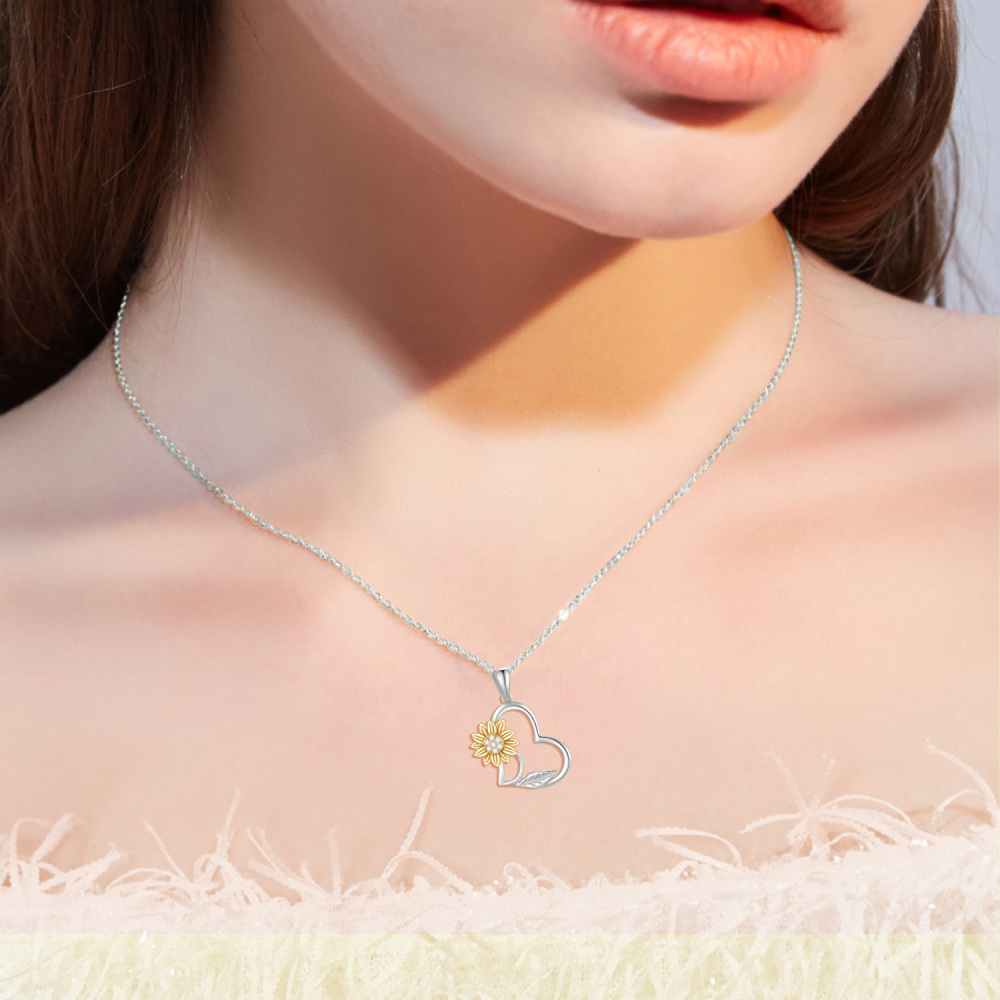 10K White Gold Moissanite Sunflower & Heart Pendant Necklace-2