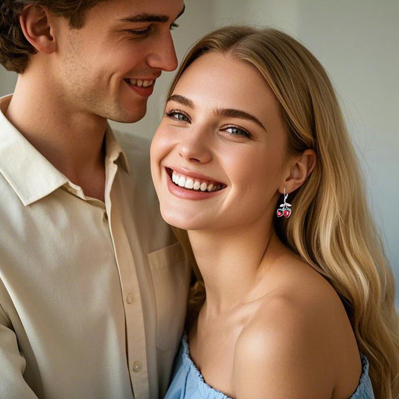 Pendientes de fresa con circonitas cúbicas en oro blanco de 14 quilates con cierre de palanca-5