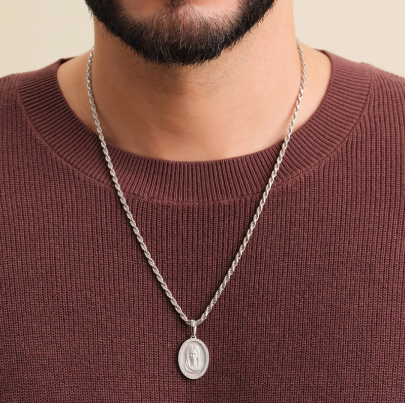 Pendentif Sainte Marie serti d'or blanc 18 carats-2