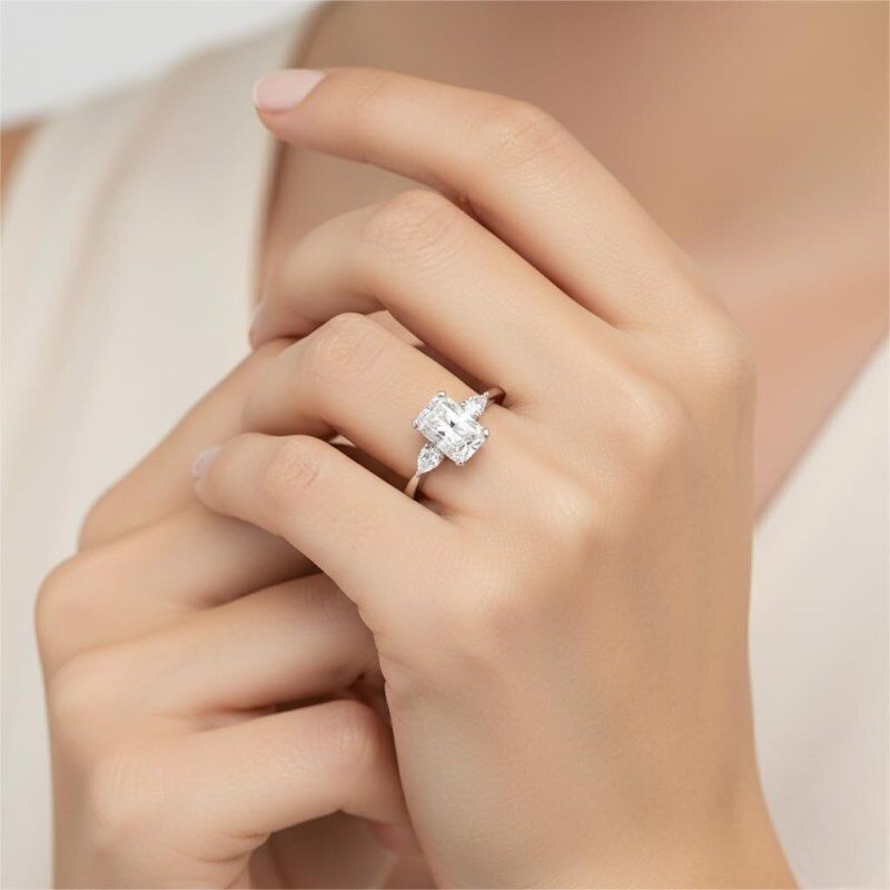 Anillo de compromiso personalizado de oro blanco de 14 quilates con diamantes creados en laboratorio de corte radiante, de 1 a 3,5 quilates, color D, pureza VVS1-VS1, certificado IGI, 3EX-3
