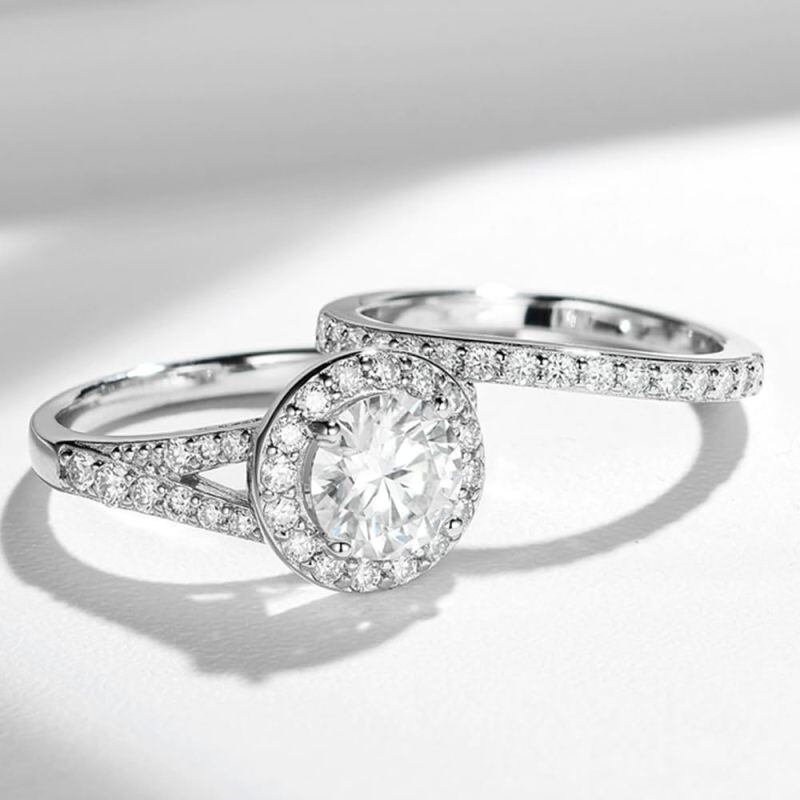 10K White Gold 1 to 6 CT Round Cut Moissanite Bridal Set-4