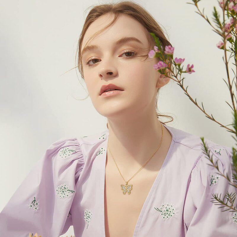 Colar com pingente de borboleta em dois tons 10K para mulheres-2