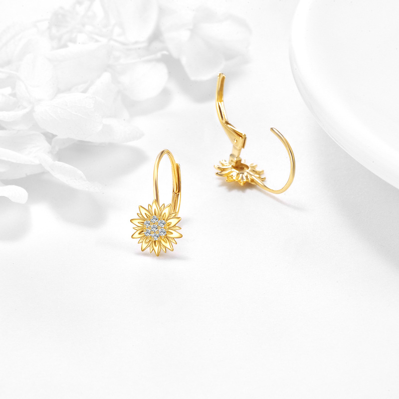 Pendientes circulares de oro amarillo de 10 quilates con circonitas cúbicas y forma de girasol con cierre de palanca-3