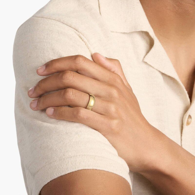 14k Yellow Gold Traditional Classic Slightly Curved Wedding Band 7mm-2