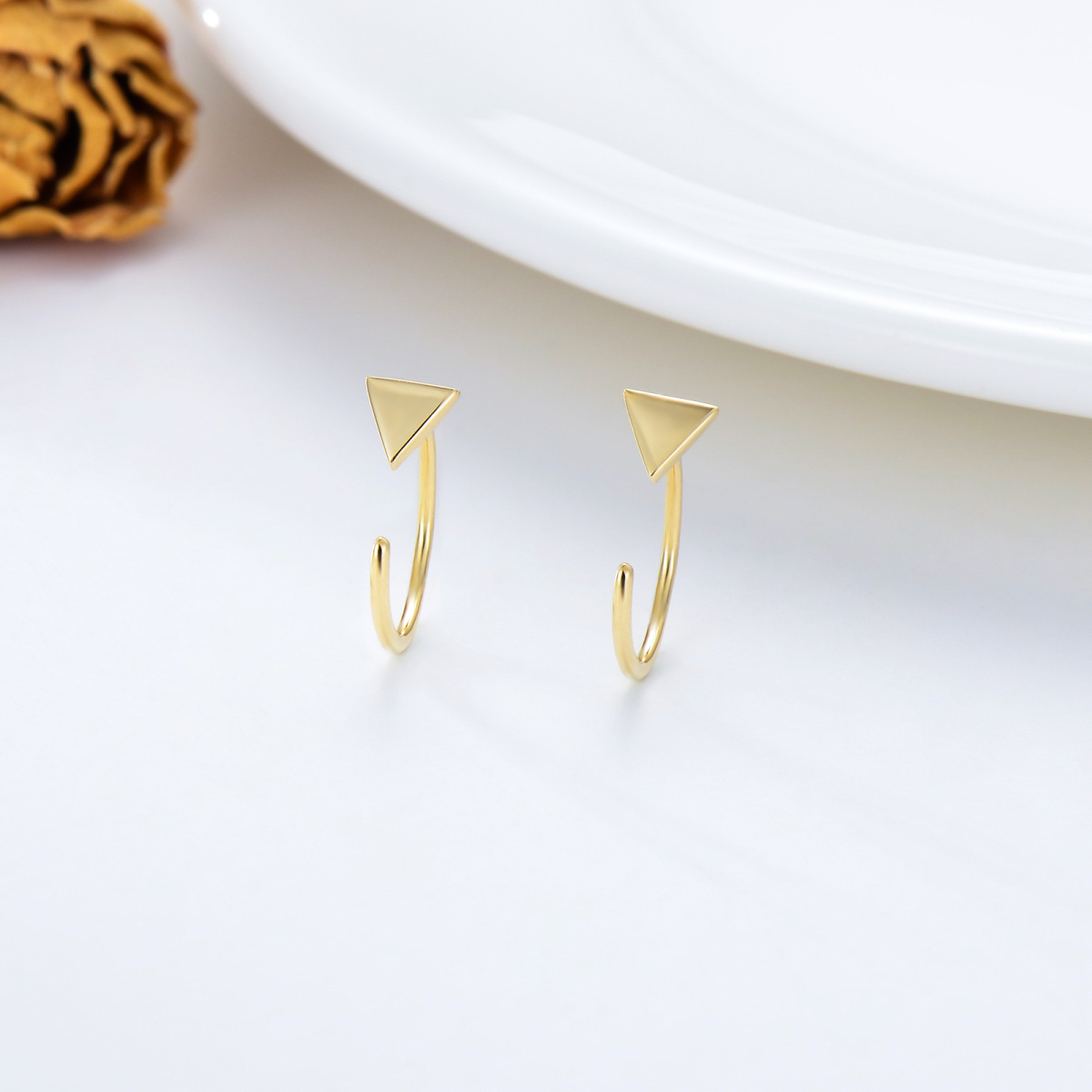 Brincos de meia argola triangular em ouro amarelo 14K, presentes de joias, ideais para mulheres-3