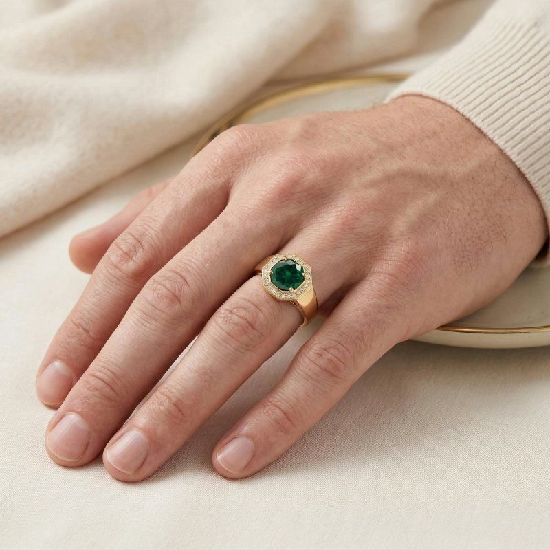 Anillo de hombre personalizado en oro de 14 quilates con esmeralda creada en laboratorio de 3 CT y diamantes creados en laboratorio-2