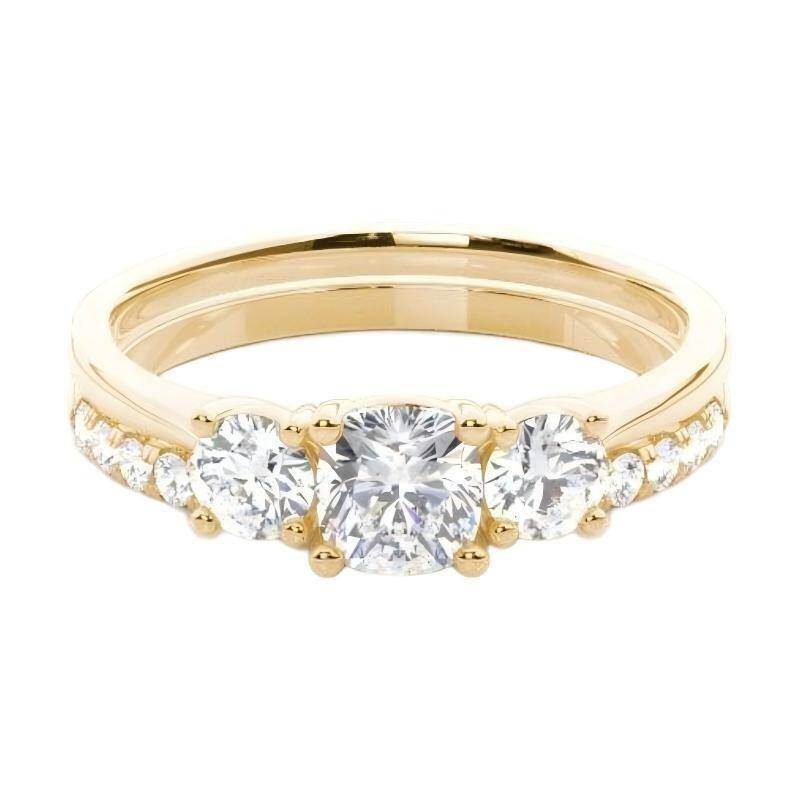 Conjunto nupcial de plata de ley con moissanita talla cojín chapada en oro amarillo-13