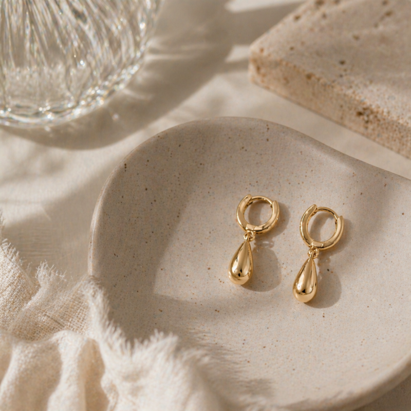 14K Gold Mini Teardrop Hoop Earrings-4