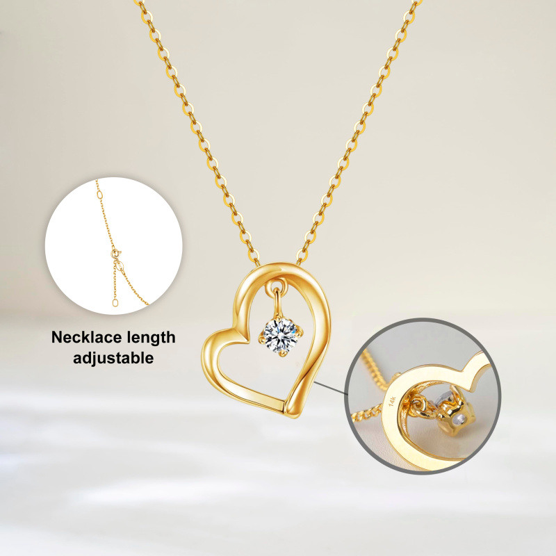 Collier avec pendentif en forme de cœur en or 14K et moissanite-3