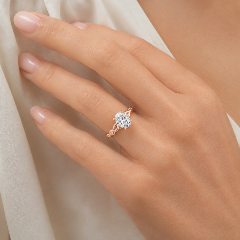 Bague de fiançailles personnalisée en or rose 10 carats avec diamant ovale de laboratoire, inspirée par la nature.-3