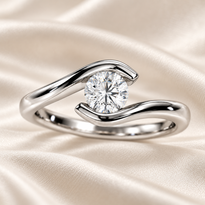 Anillo de compromiso de oro blanco de 10 quilates con diamante redondo cultivado en laboratorio engastado a tensión.-3