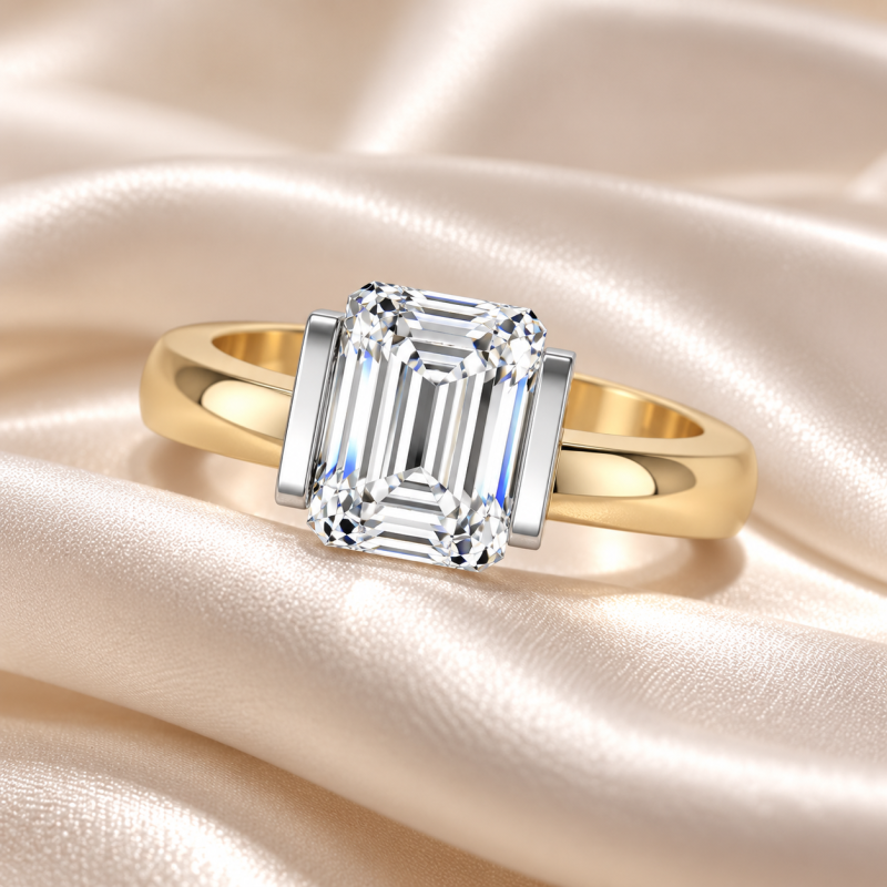 Anillo de compromiso de oro blanco y amarillo de 18 quilates con diamante cultivado en laboratorio de talla esmeralda engastado a tensión.-3