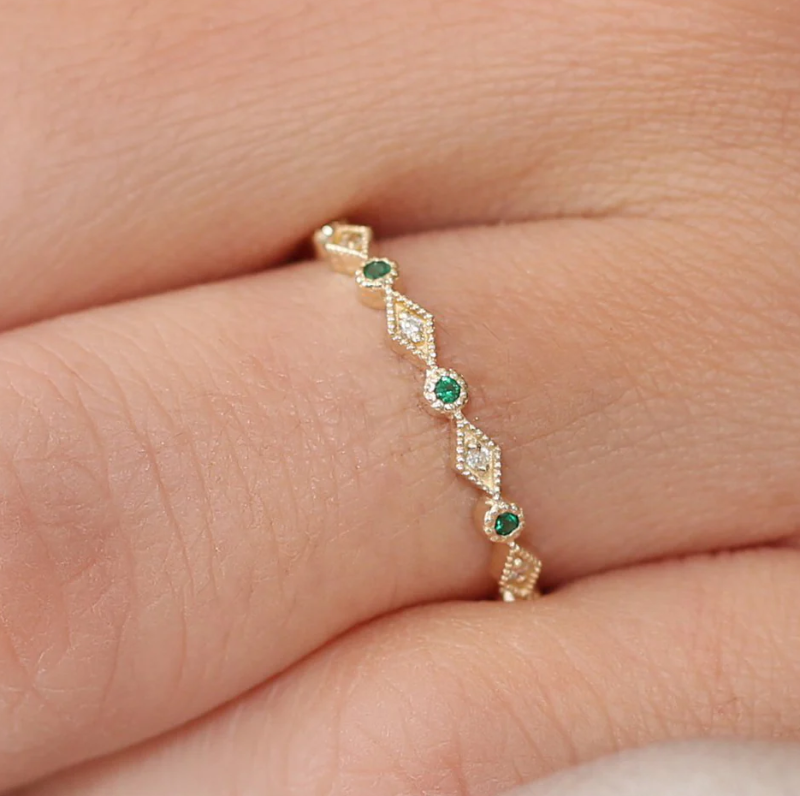 10K Rose Gold 0.05 CT.T.W. Diamonds & 0.17 CT.T.W. Emerald Art Deco Wedding Band-2