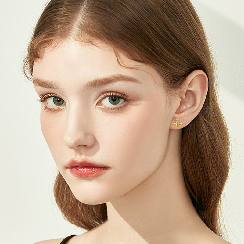 Ohrstecker aus 10-karätigem Gold mit Zirkonia und Bernstein in Bienenform-2