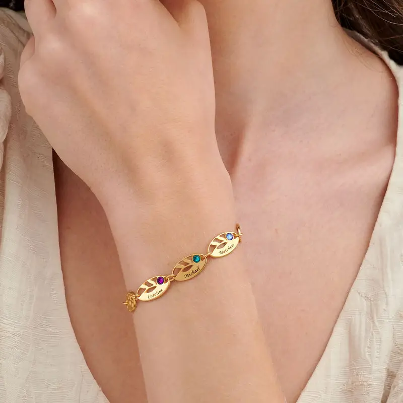 Pulsera con colgante de hojas y nombre personalizado con piedra natal en oro vermeil para mujer-3