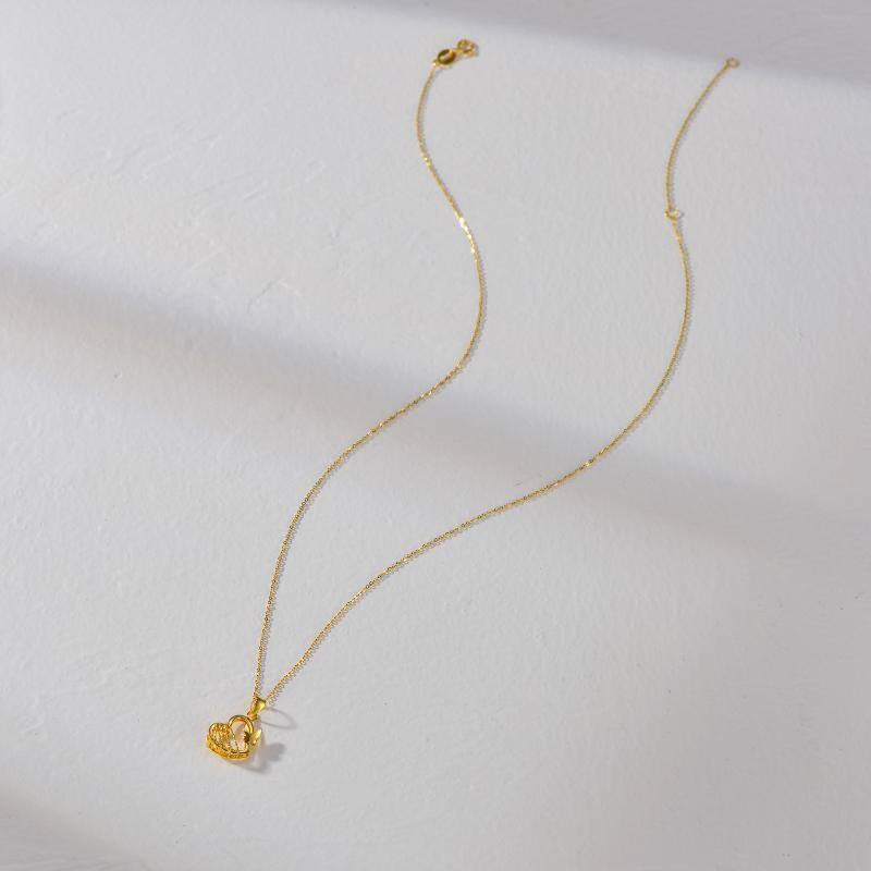 قلادة من الذهب الأبيض عيار 10 قيراط على شكل فراشة وقلب-3