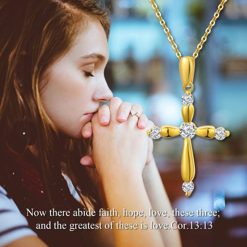 Collier en or 10K avec pendentif en forme de croix en zircon cubique-4