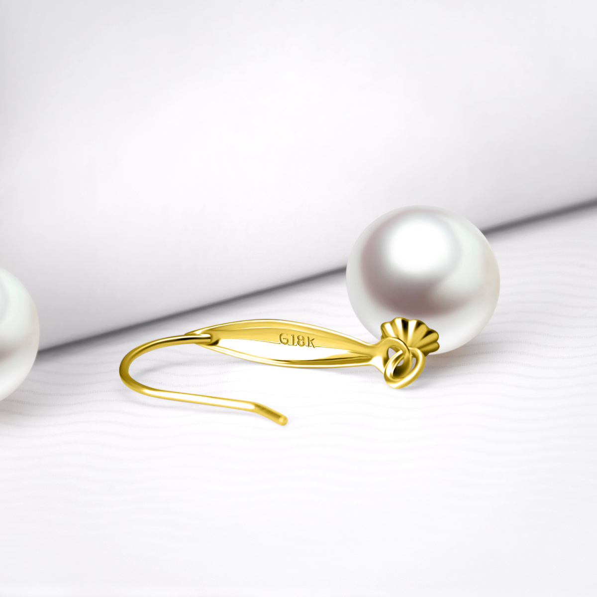 18K Gold Circular Shaped Pearl Round Drop Earrings-4