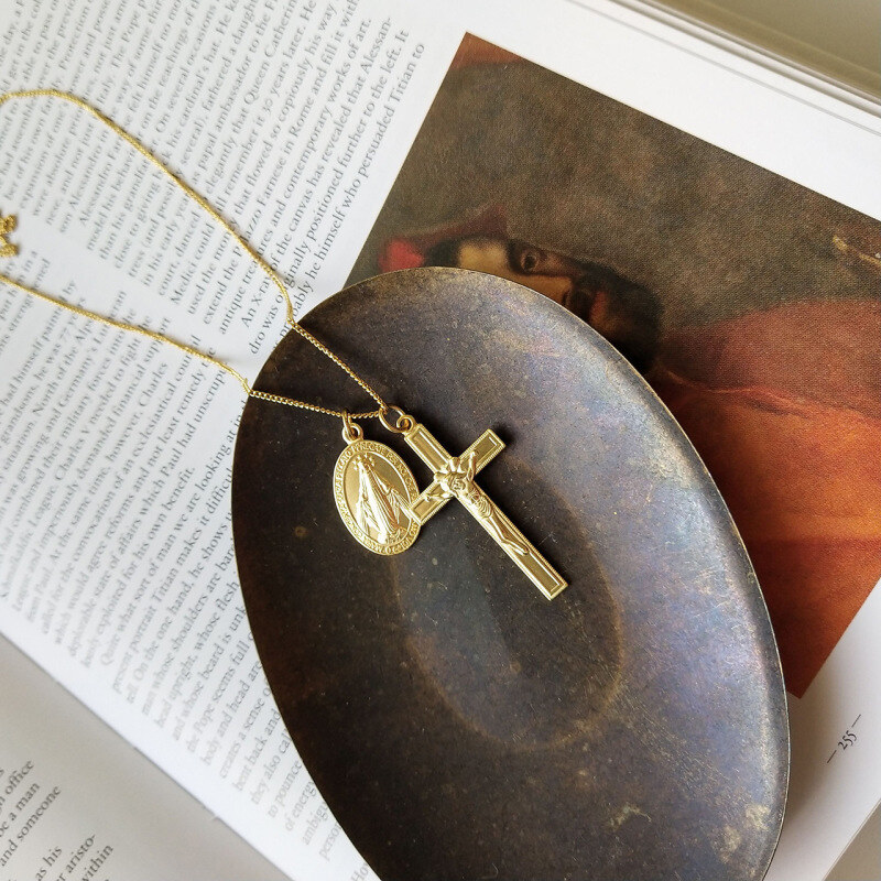 10K Gold Cross Pendant Necklace-5