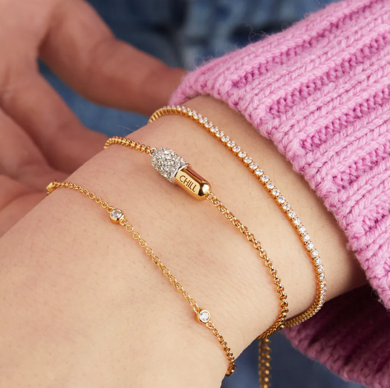 Pulseira Pavé para comprimidos relaxantes em ouro 10K e diamante-2