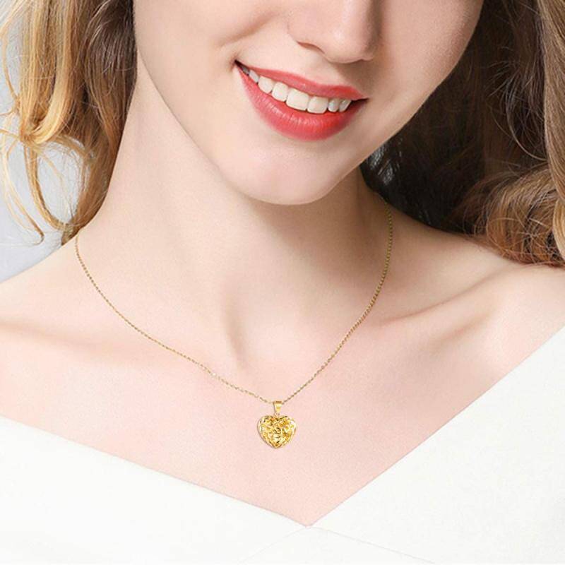 Collier en or 18K avec pendentif filigrane en forme de cœur taillé en diamant-2
