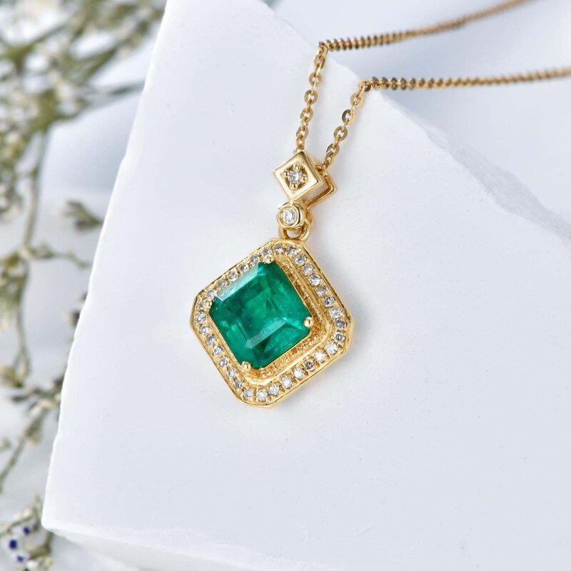 10K White Gold Emerald Couple & Square Pendant Necklace-4
