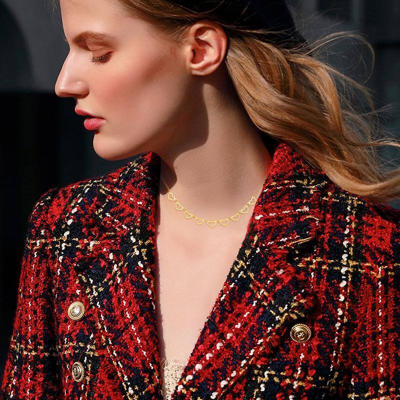 18K Gold Heart Choker Necklace For Women-2