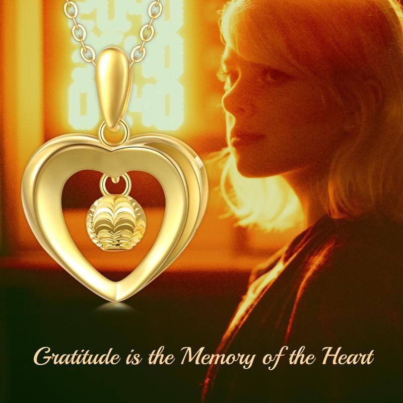 قلادة على شكل قلب من الذهب عيار 10 قيراط-6