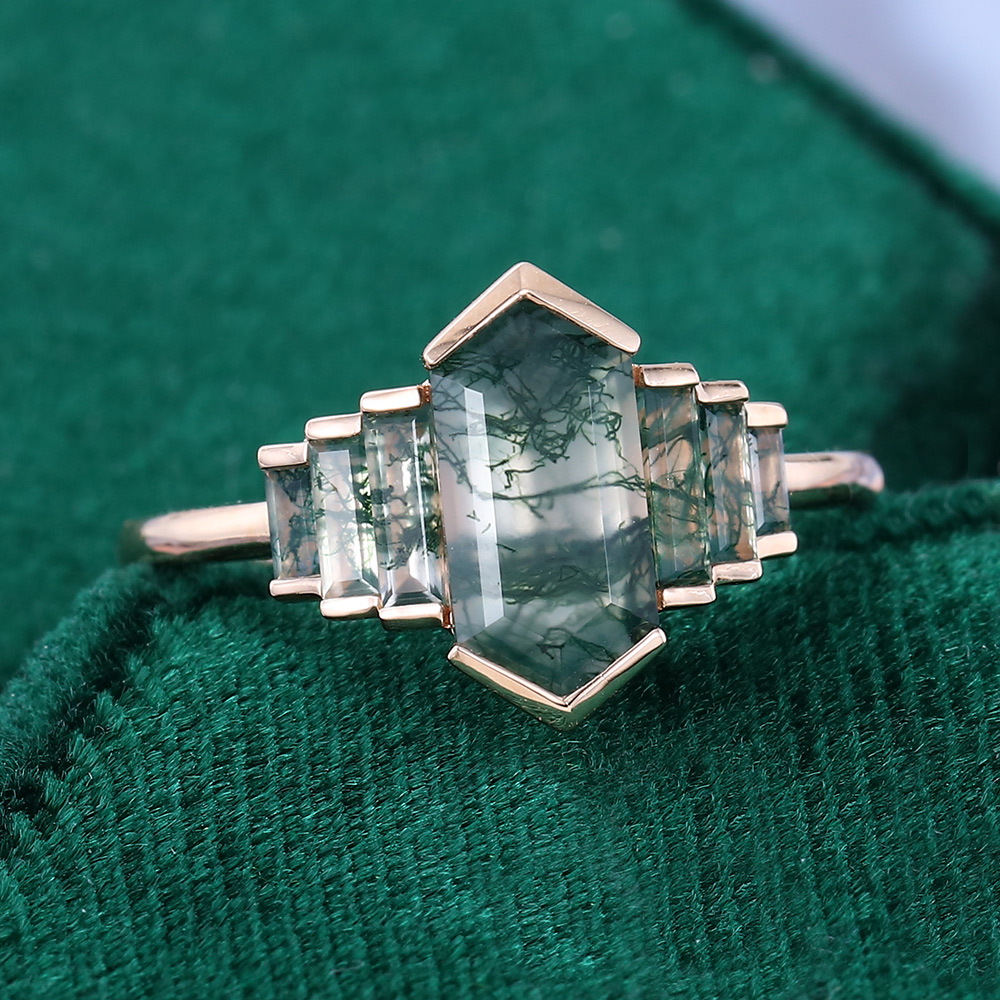 Anillo de ágata musgosa con corte hexagonal en oro de 10 quilates-6