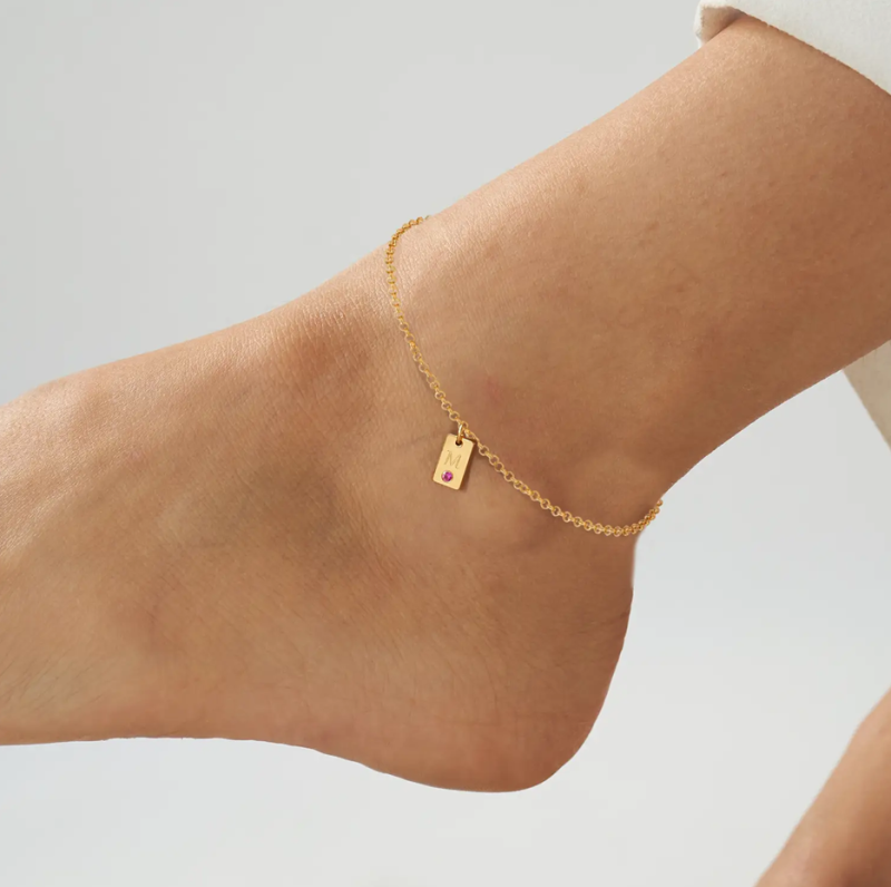Bracelet de cheville en argent sterling plaqué or jaune avec initiale et pierre de naissance-2