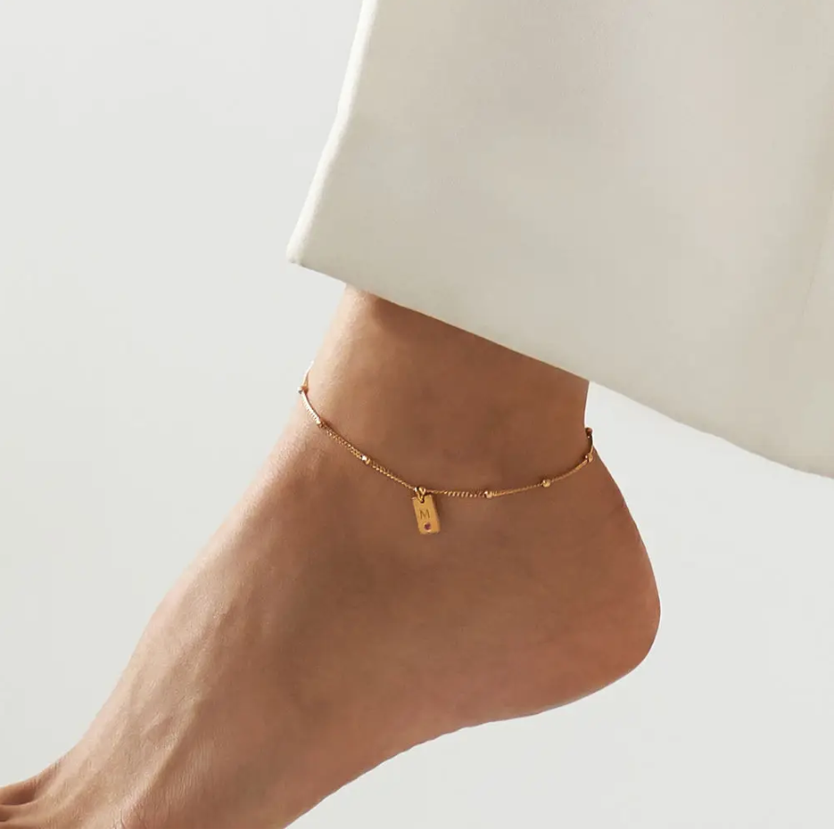 Tobillera con etiqueta de piedra de nacimiento inicial en oro de 10 quilates-3