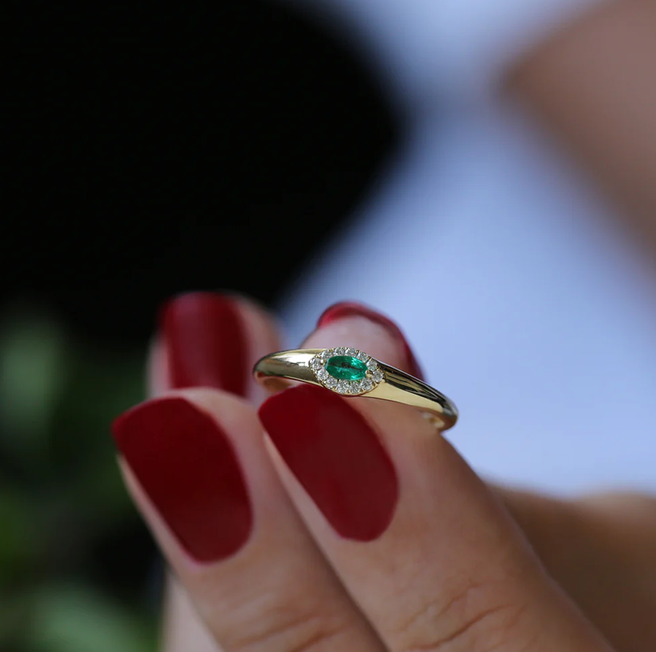 Anillo de oro de 14 quilates con halo de talla marquesa-3