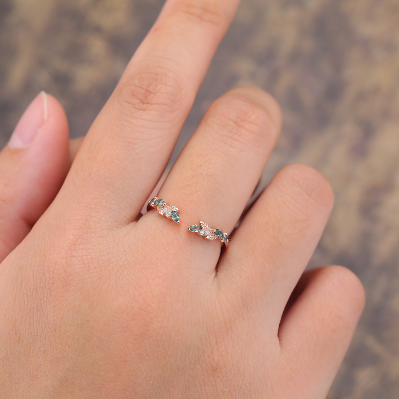 Ehering aus Sterlingsilber mit Gelbgoldbeschichtung im Marquiseschliff aus Moosachat-2