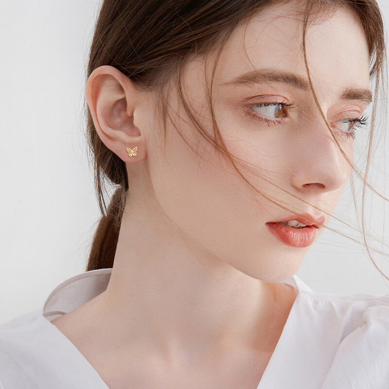 Pendientes de mariposa con moissanita en oro de 10 quilates-2