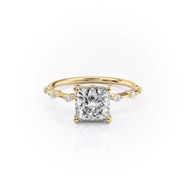 Anel de moissanite banhado a ouro amarelo e prata esterlina