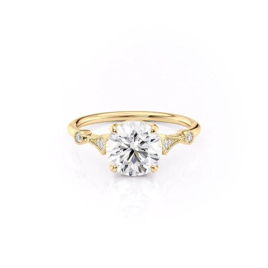 Aliança de casamento de moissanite banhada a ouro amarelo e prata esterlina