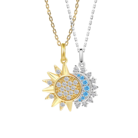 Collana con ciondolo a forma di luna e sole in zirconia cubica in oro vermeil per donna