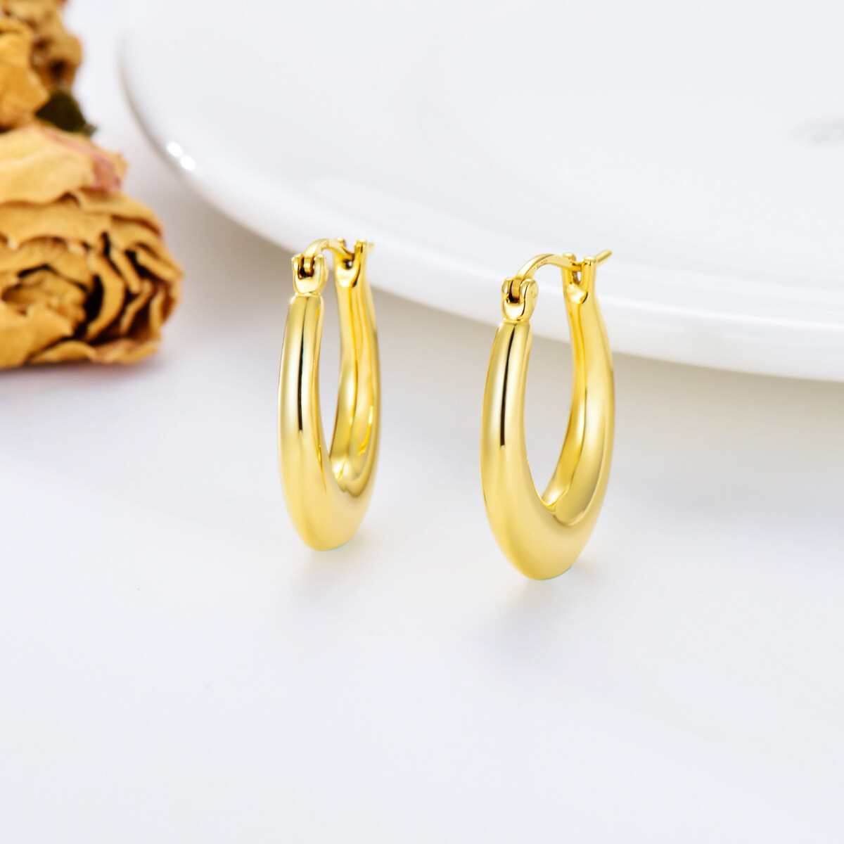 10K Gold Oval Shaped Hoop Earrings-4