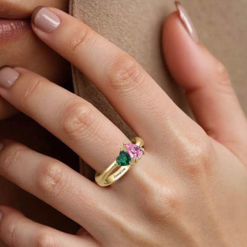 Anillo de oro de 18 quilates con piedra de nacimiento personalizada y grabado personalizado.-2