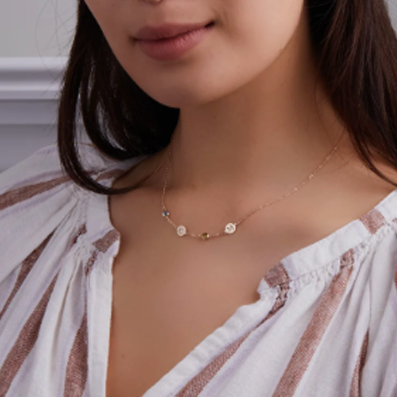 Collar de cadena tipo cable con inicial y piedra de nacimiento personalizada en oro de 10 quilates para mujer-2