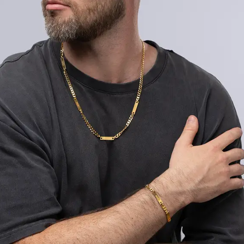 Colar de corrente de elo de meio-fio com nome clássico personalizado em ouro vermeil para homens-2